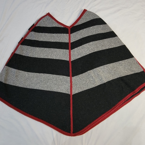 Patagonia Sweater Womens XS/S Gray Stripe Loislee Pullover Poncho - Picture 2 of 4